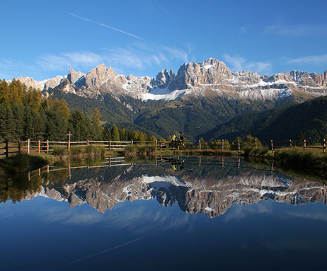 Wuhnleger mit Rosengarten